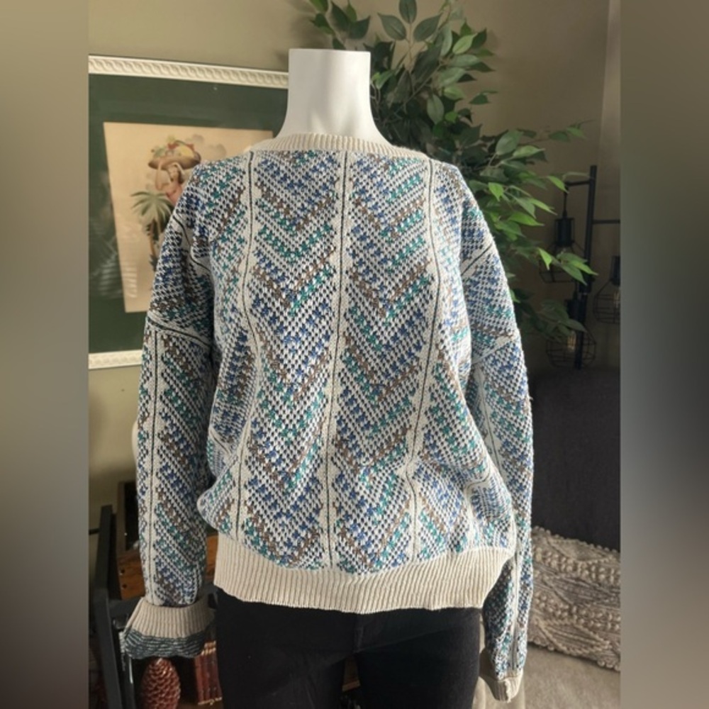 Jantzen Vintage Patterned Blue and Cream Sweater